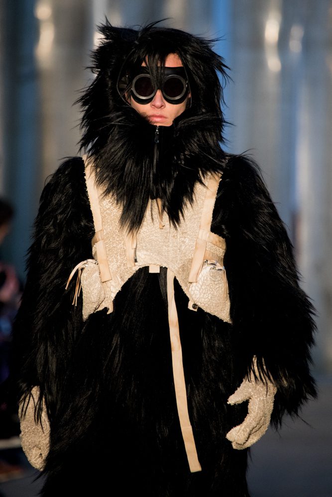 CARRO Studio Boris Bidjan Saberi Paris Fashion Week Catwalk PFWM Mens Menswear Men AW17 Fashion Photography High-53
